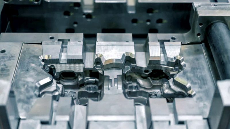 广东吹塑模具尺寸分类解析：揭秘模具尺寸背后的奥秘